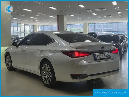 LEXUS ES EXECUTIVE