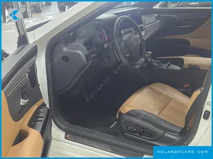 LEXUS ES EXECUTIVE