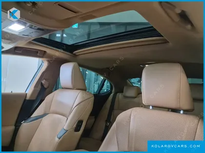 LEXUS ES EXECUTIVE