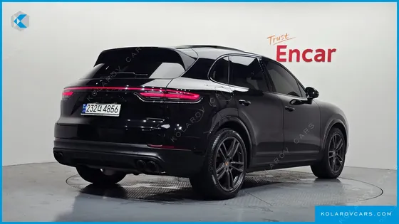 PORSCHE CAYENNE 3.0 PLATINUM EDITION