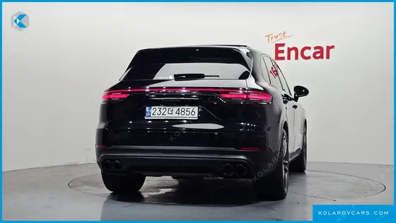 PORSCHE CAYENNE 3.0 PLATINUM EDITION