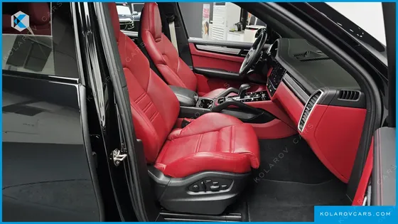 PORSCHE CAYENNE 3.0 PLATINUM EDITION