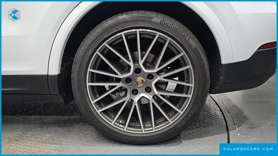 PORSCHE CAYENNE 3.0