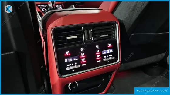 PORSCHE CAYENNE 3.0 COUPE PLATINUM EDITION