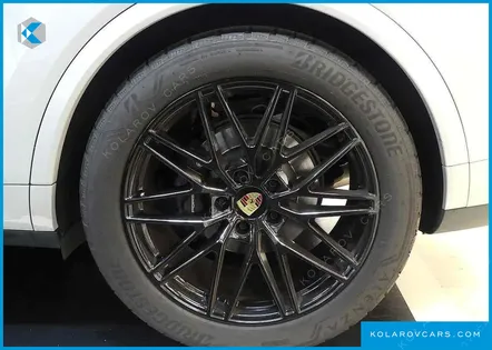 PORSCHE CAYENNE 3.0 COUPE