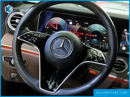 MERCEDES E-CLASS E300E 4MATIC EXCLUSIVE