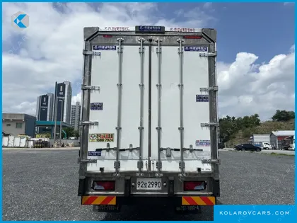 TATA DAEWOO NOBUS MID-SIZE TRUCK ROYAL