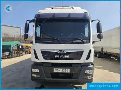 MAN TRUCK CARGO TRUCK 6X2