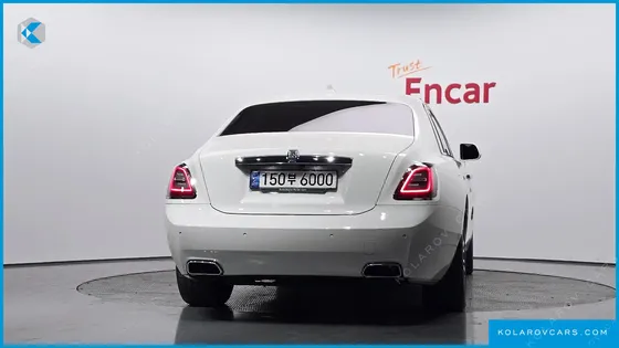 ROLLS ROYCE GHOST 6.7 V12
