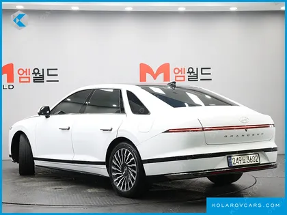 HYUNDAI GRANDEUR CALLIGRAPHY
