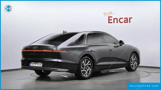 HYUNDAI GRANDEUR PREMIUM