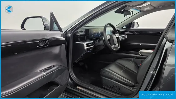 HYUNDAI GRANDEUR PREMIUM