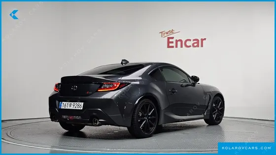 TOYOTA 86 2.4 PREMIUM