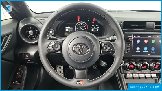 TOYOTA 86 2.4 PREMIUM