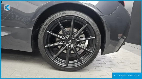 TOYOTA 86 2.4 PREMIUM