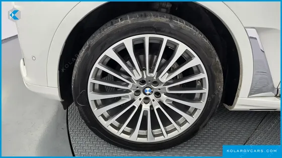 BMW X7 XDRIVE 40I DESIGN PURE EXCELLENCE 6-SEATER