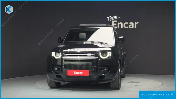 LAND ROVER DEFENDER 110 D300 X-DYNAMIC HSE