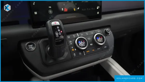 LAND ROVER DEFENDER 110 D300 X-DYNAMIC HSE