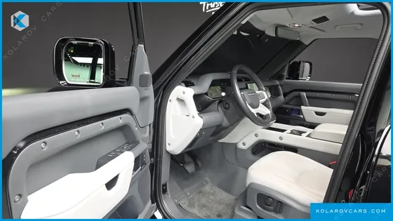 LAND ROVER DEFENDER 110 D300 X-DYNAMIC HSE