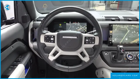 LAND ROVER DEFENDER 110 D300 X-DYNAMIC HSE