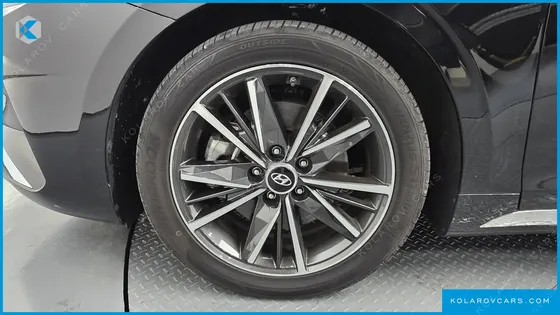 HYUNDAI GRANDEUR 2.5