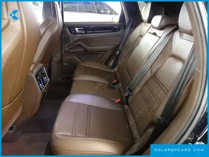 PORSCHE CAYENNE 3.0