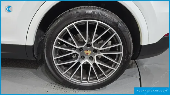 PORSCHE CAYENNE 3.0 COUPE
