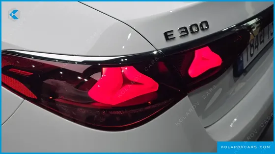 MERCEDES E-CLASS E300 4MATIC EXCLUSIVE