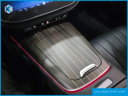 MERCEDES E-CLASS E300 4MATIC EXCLUSIVE