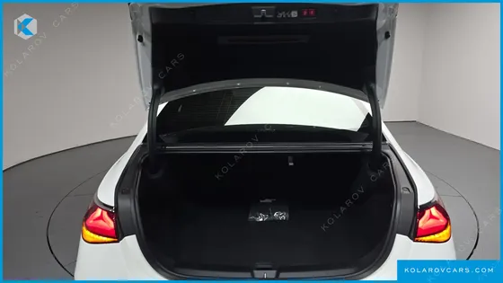 MERCEDES E-CLASS E200 AVANTGARDE