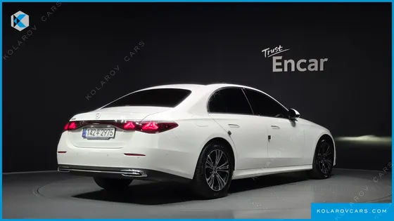 MERCEDES E-CLASS E200 AVANTGARDE