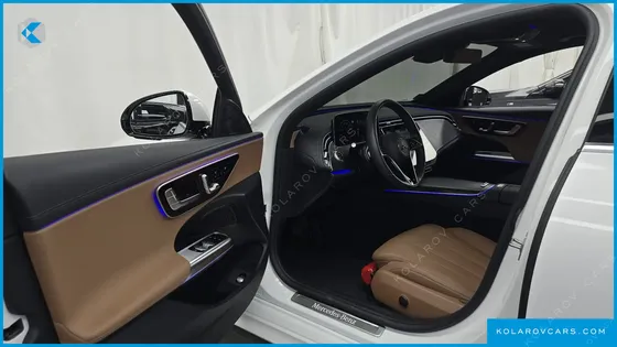 MERCEDES E-CLASS E200 AVANTGARDE