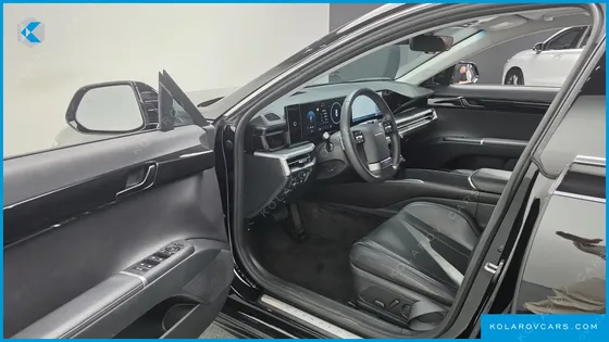 HYUNDAI GRANDEUR 2,5 GASOLINE 2WD
