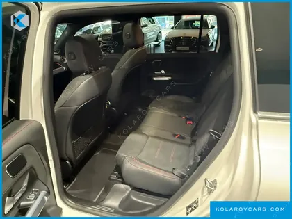 MERCEDES EQB EQB300 4MATIC AMG LINE