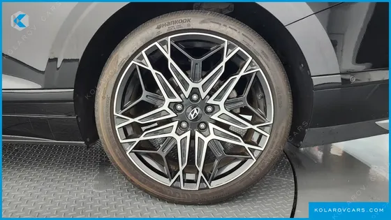 HYUNDAI GRANDEUR 2,5 GASOLINE 2WD
