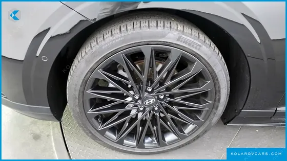 HYUNDAI GRANDEUR 2,5 GASOLINE 2WD