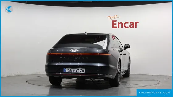 HYUNDAI GRANDEUR 2,5 GASOLINE 2WD