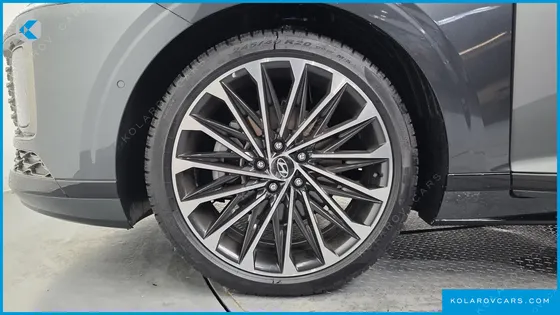HYUNDAI GRANDEUR 2,5 GASOLINE 2WD