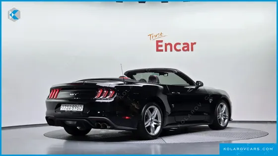 FORD MUSTANG GT CONVERTIBLE