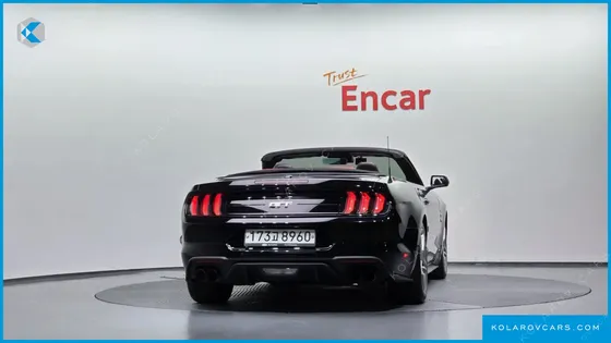 FORD MUSTANG GT CONVERTIBLE