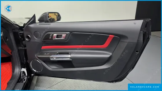 FORD MUSTANG GT CONVERTIBLE