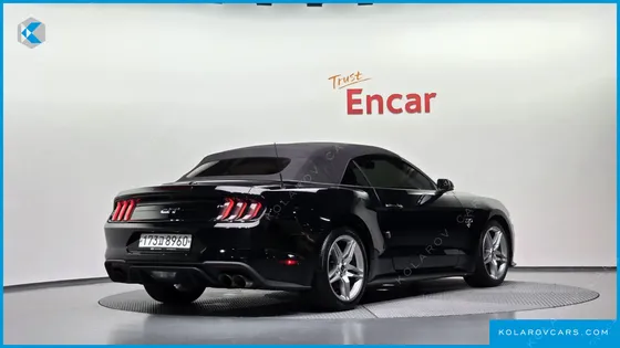 FORD MUSTANG GT CONVERTIBLE
