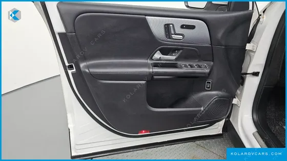 MERCEDES GLB-CLASS GLB200 D