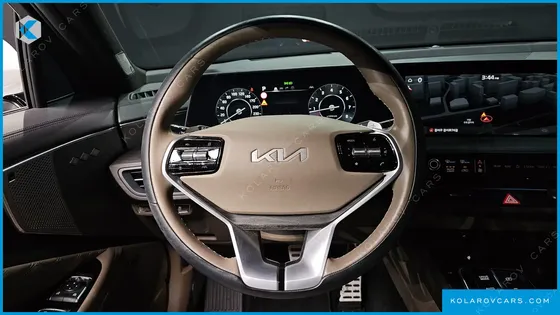 KIA K8 2.5 GASOLINE 2WD