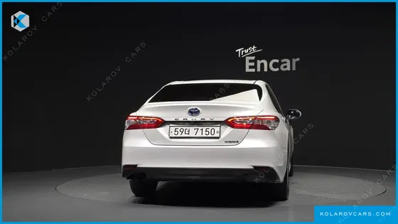 TOYOTA CAMRY 2.5 LE HYBRID
