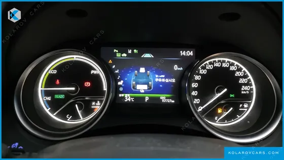 TOYOTA CAMRY 2.5 LE HYBRID