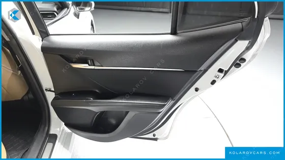 TOYOTA CAMRY 2.5 LE HYBRID