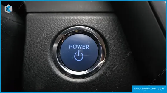 TOYOTA CAMRY 2.5 LE HYBRID