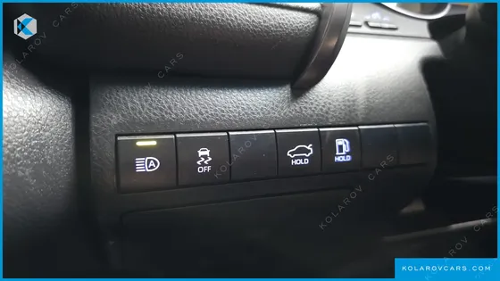 TOYOTA CAMRY 2.5 LE HYBRID