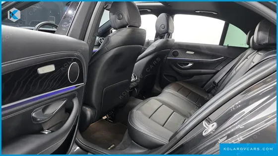 MERCEDES E-CLASS E220D 4MATIC AMG LINE